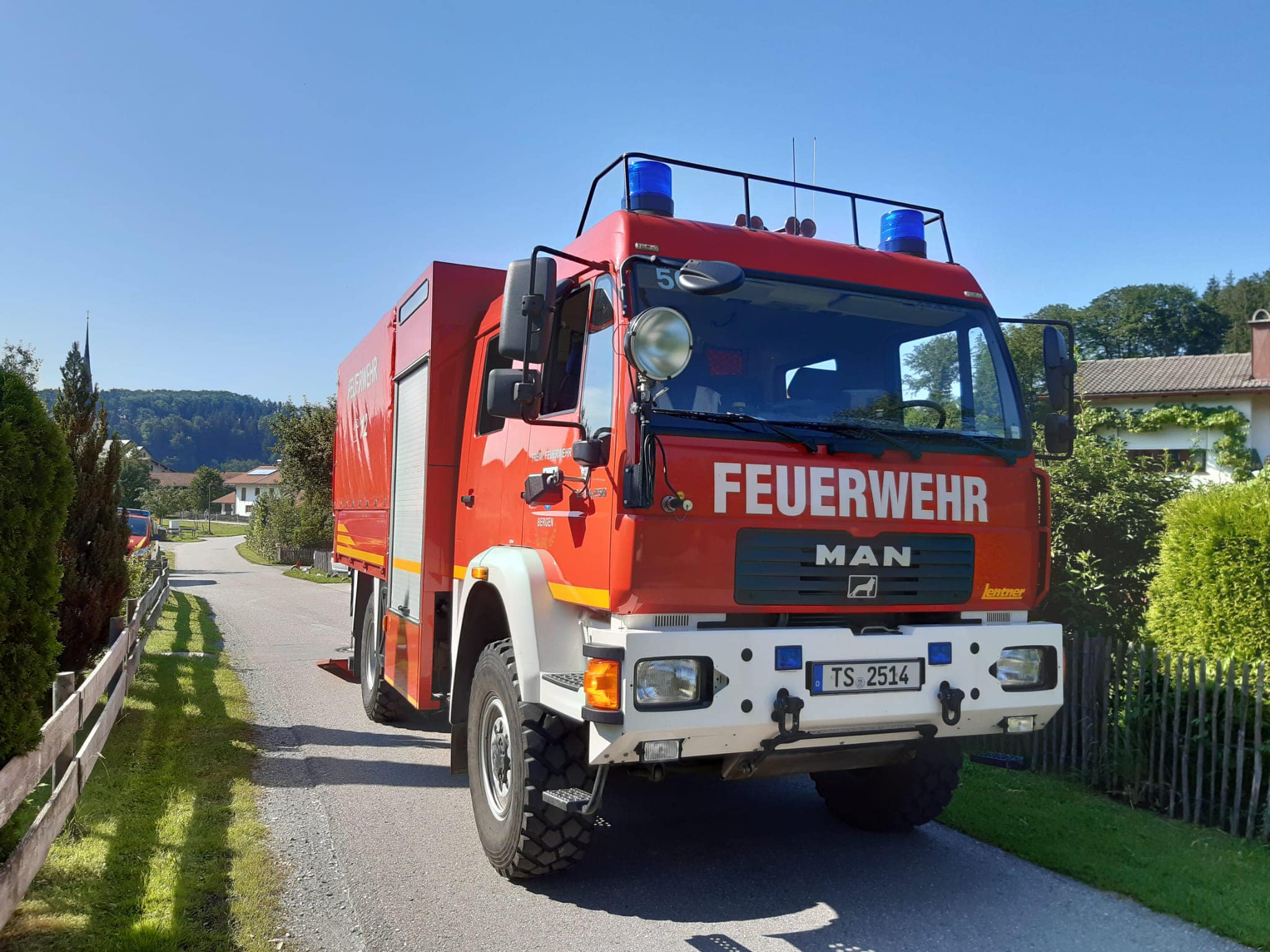 Ölspur im Ortsgebiet